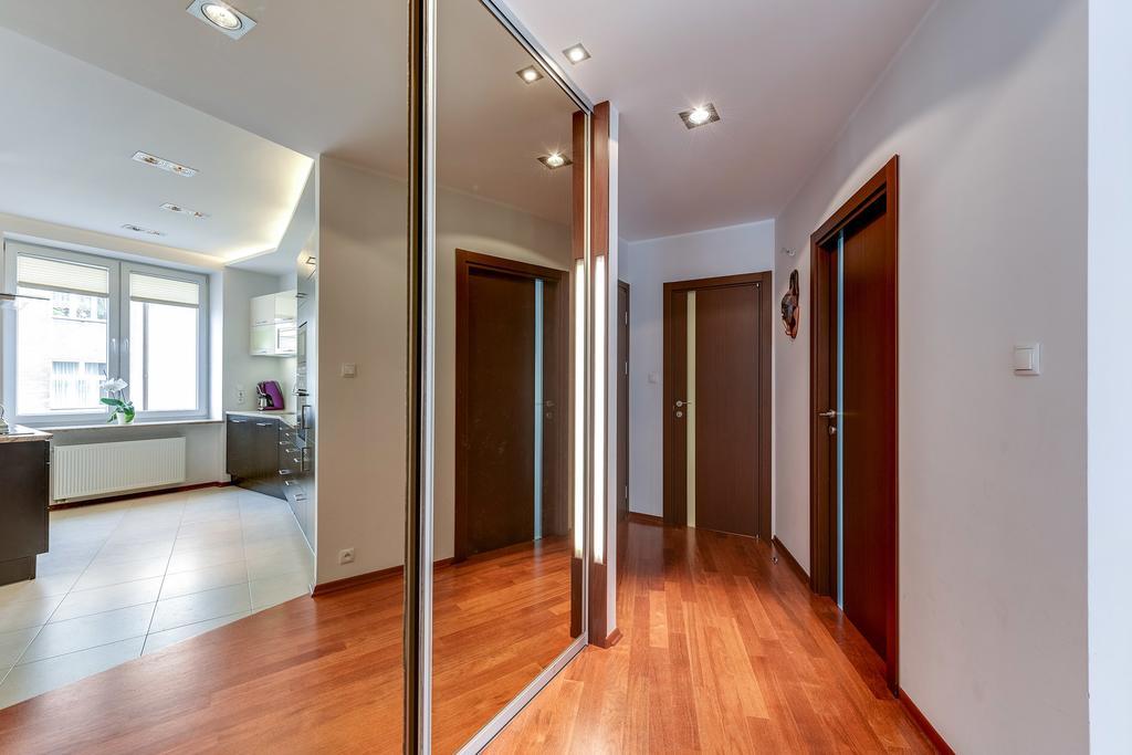 White 76. Gdynia Srodmiescie Apartment Luaran gambar